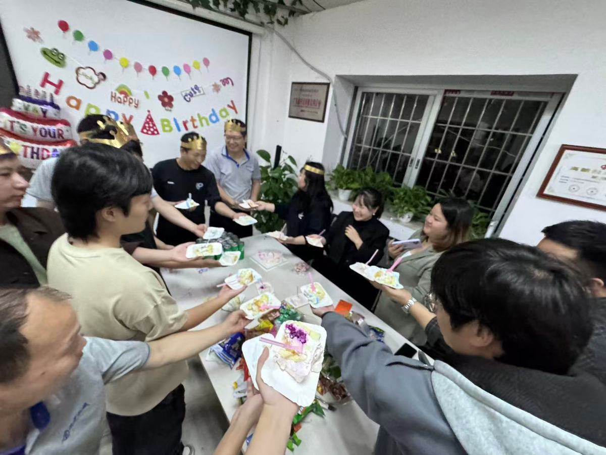 感恩同行,共筑未来-旭光员工生日会(图3) 感恩同行,共筑未来-旭光员工生日会(图3)